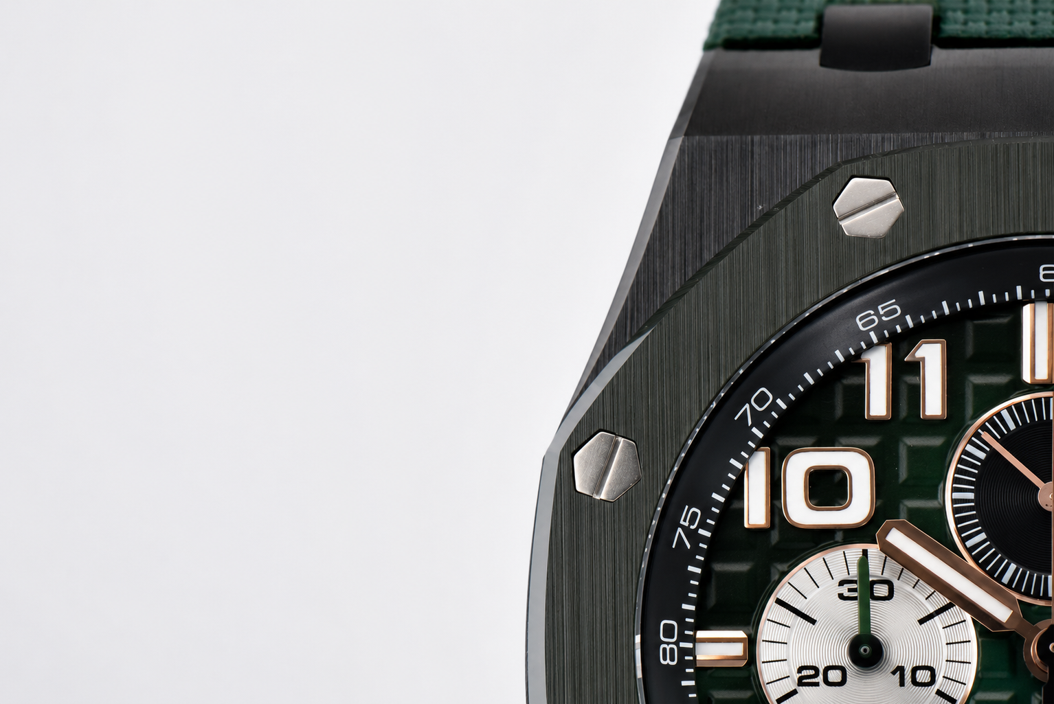 Royal Oak Offshore 2020 44mm RSF 1:1 Best Edition Green Ceramic Bezel Green Dail on Rubber Strap A3126 - Image 4