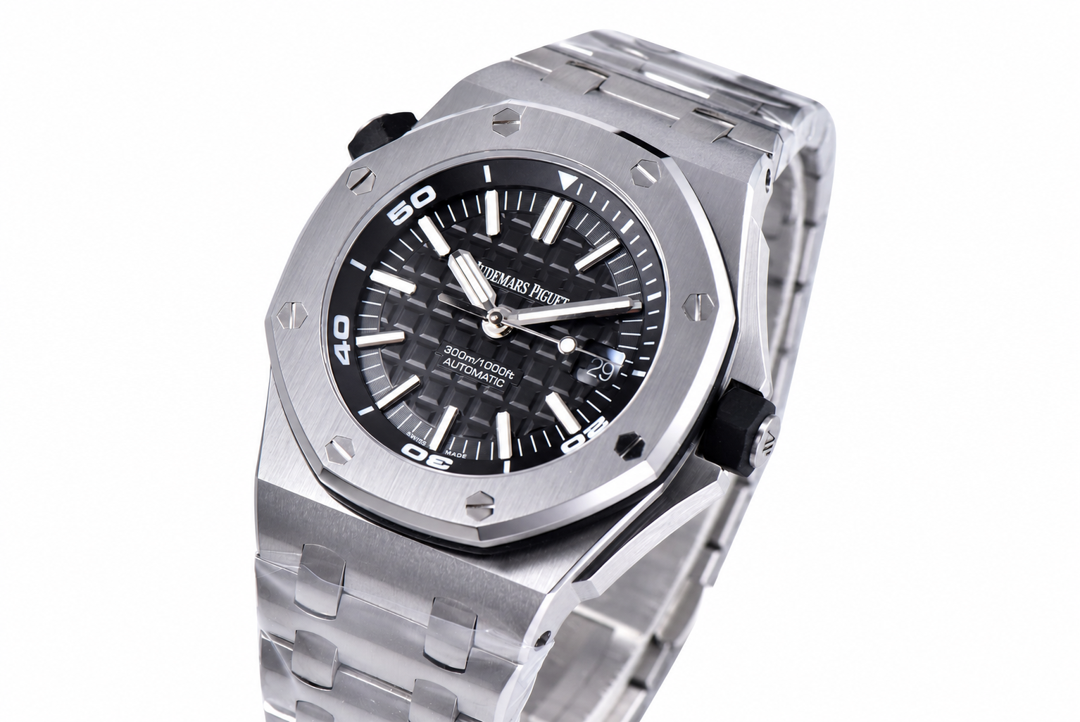 Royal Oak Offshore Diver 15703 APSF 1:1 Best Edition Black Dial on SS Bracelet SA3120