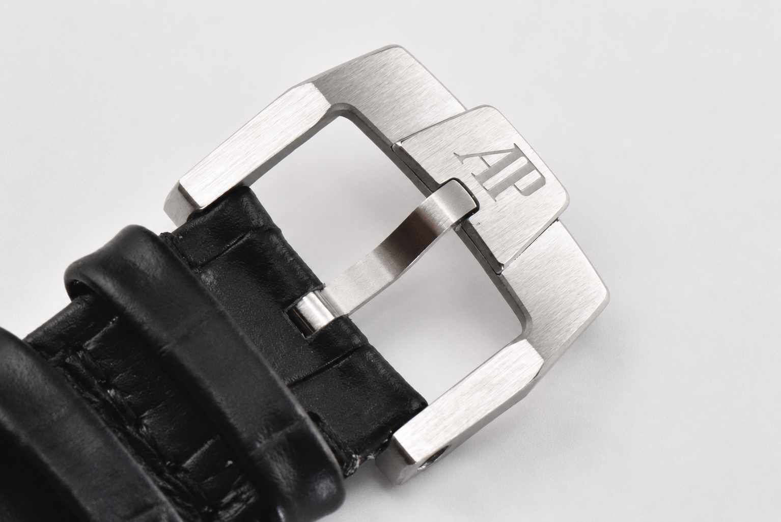 Code 11.59 Chrono 26393 SS APSF 1:1 Best Edition Gradient Gray Dial on Black Leather Strap SA4401 - Image 10