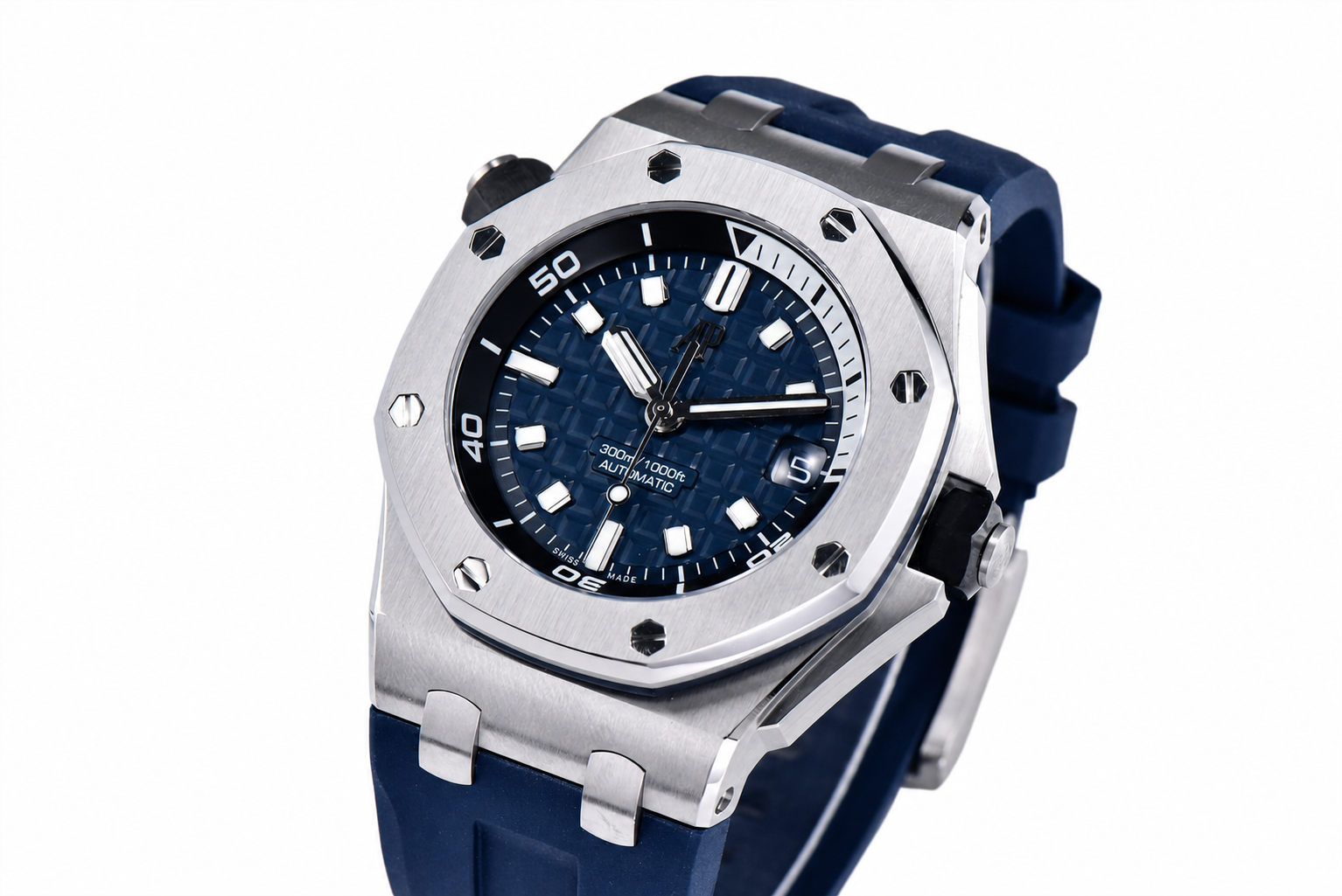 Royal Oak Offshore Diver 15720 SS APF 1:1 Best Edition Blue Dial on Blue Rubber Strap A4308
