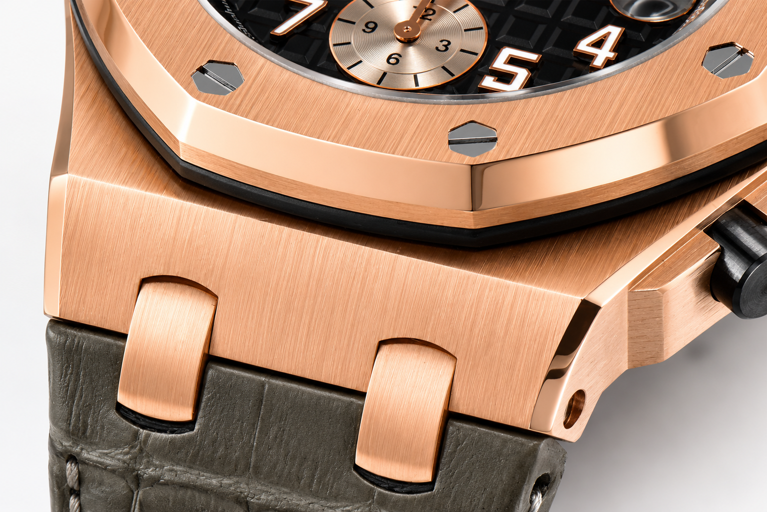 Royal Oak Offshore 42mm RG APF 1:1 Best Edition Black/Silver Dial on Green Leather Strap A3126 - Image 4