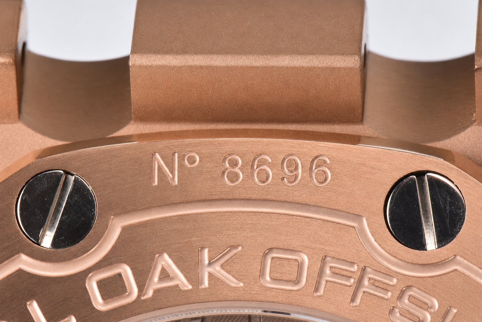 Royal Oak Offshore 42mm RG APF 1:1 Best Edition Black/Silver Dial on Green Leather Strap A3126 - Image 9